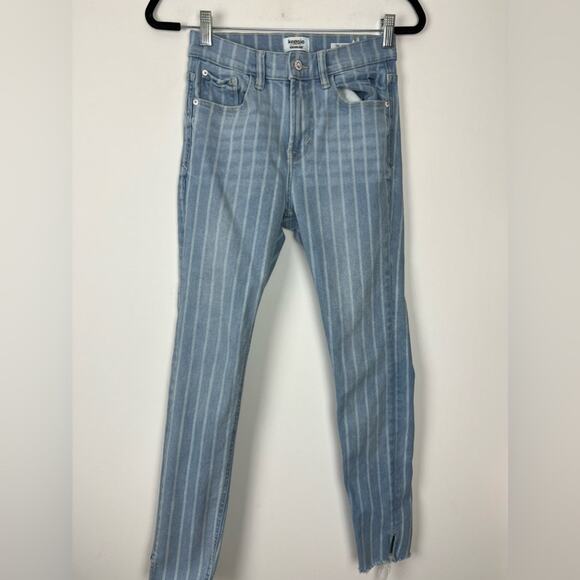 Kensie Jeans - Women's‎ 2 - Picture 1 of 8